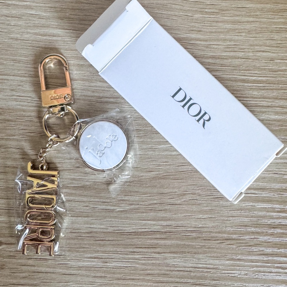 Dior Gold J'adore Bag Charm Keychain - Picture 5 of 9